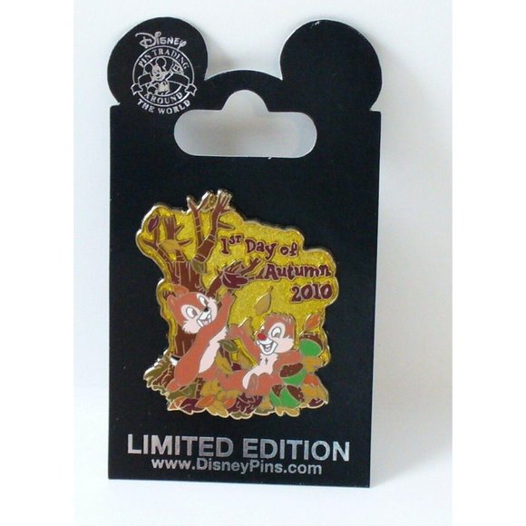 Disney Parks Chip & Dale 1st Day of Autumn 2010 Limited Edition Pin - Picture 2 of 4